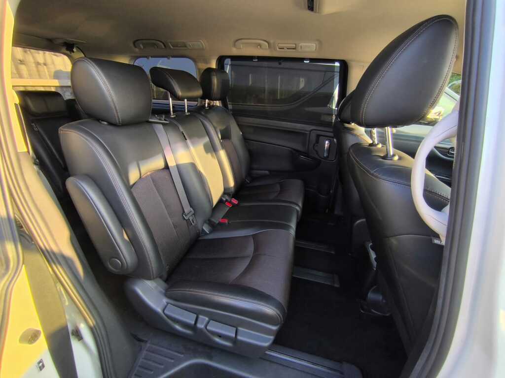 Nissan Elgrand 2.5 201969 8 Seats 2 Keys 4 White #4