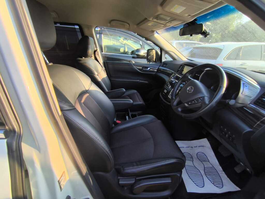 Nissan Elgrand 2.5 201969 8 Seats 2 Keys 4 White #2