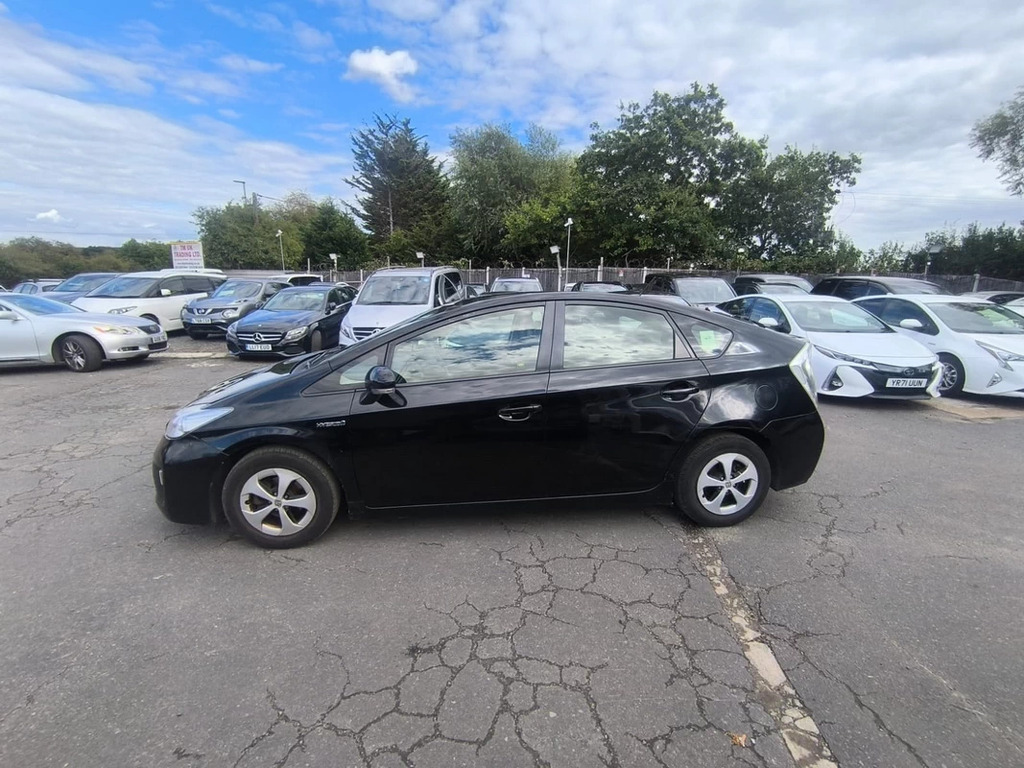 Toyota Prius 1.8 Hybrid 201565 T3 5 Seats Ulez Black #6