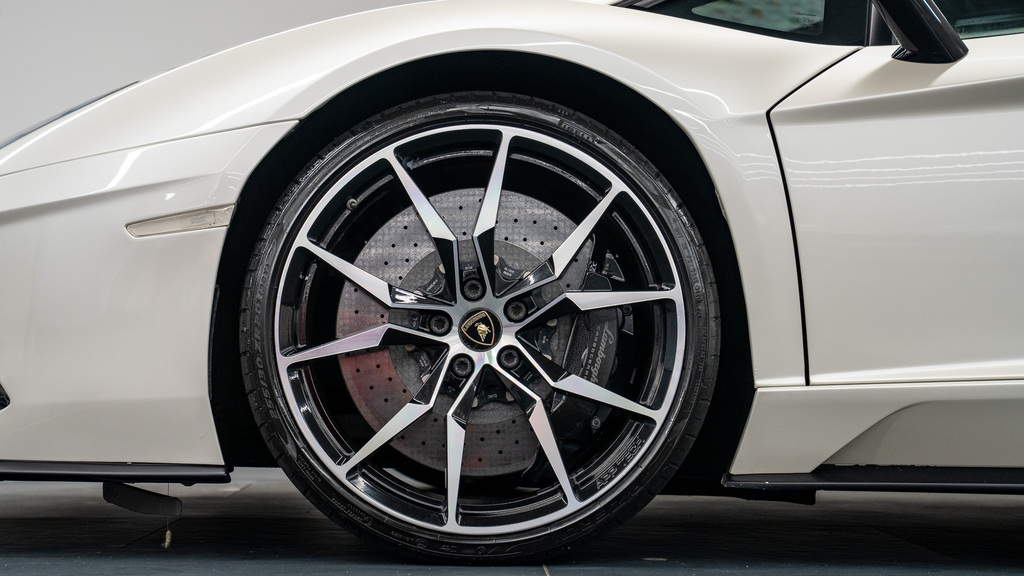 Lamborghini Aventador Hatchback Grey #13
