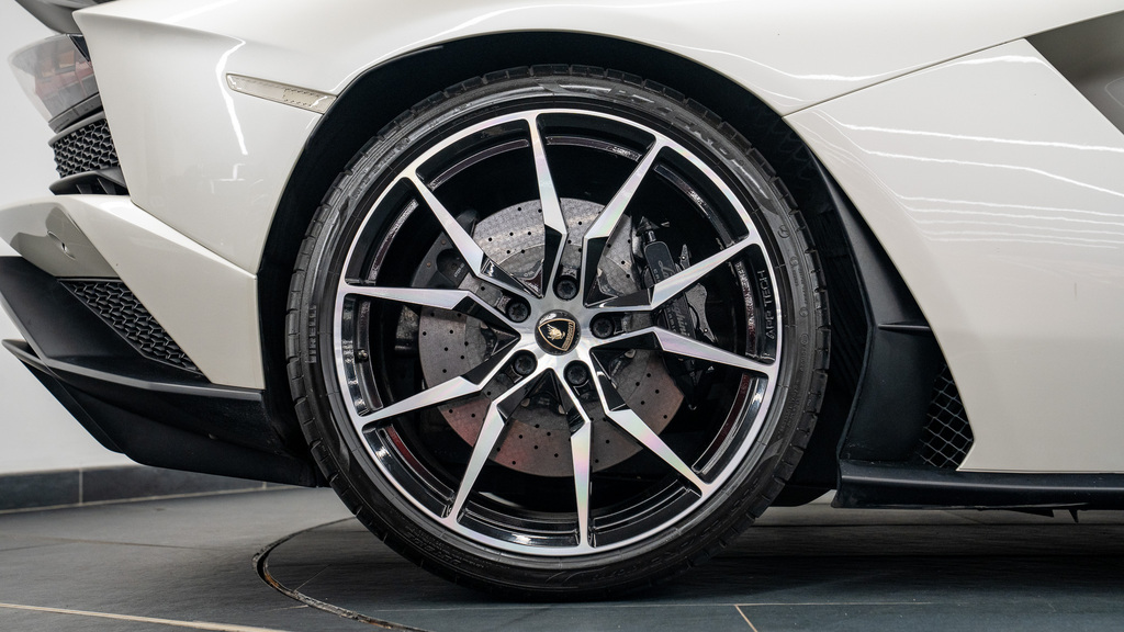 Lamborghini Aventador Hatchback Grey #11