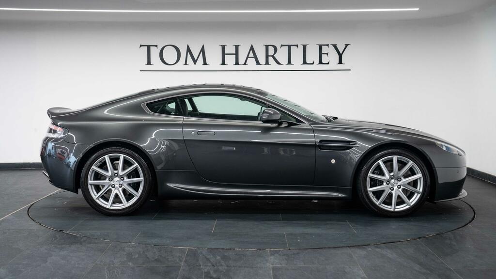 Aston Martin Vantage Vantage Green #7