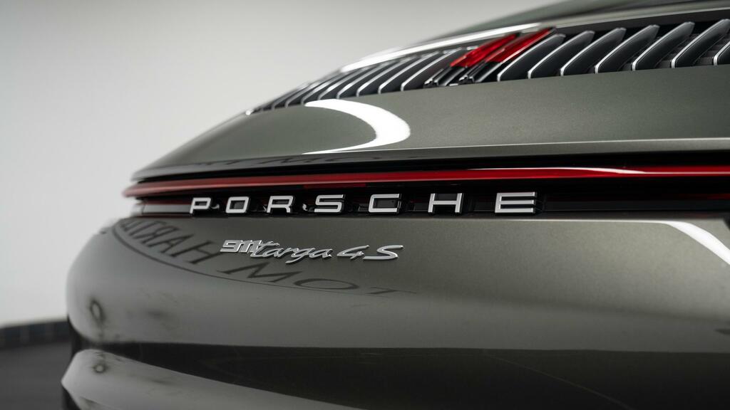 Porsche 911 Gt2 Rs Pdk Weissach Blue #15