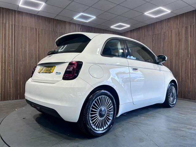 Fiat 500E 42Kwh Icon White #3