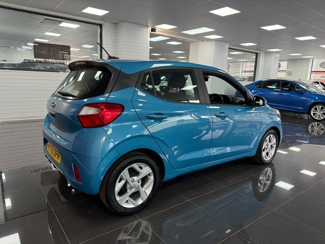 Hyundai I10 Hatchback Silver #1