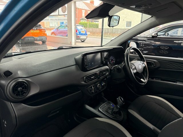 Hyundai I10 Hatchback Silver #13