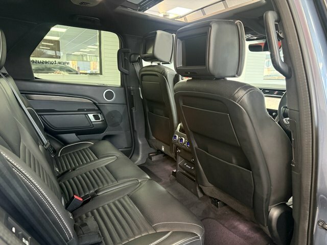 Land Rover Discovery Suv Blue #4