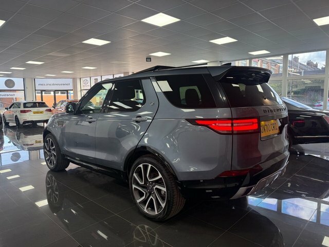 Land Rover Discovery Diesel White #20