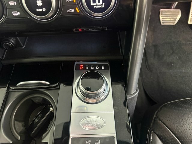 Land Rover Discovery Diesel White #51
