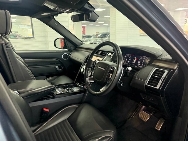 Land Rover Discovery Diesel White #33