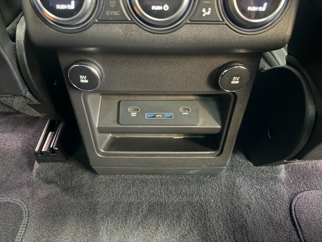 Land Rover Discovery Diesel White #8