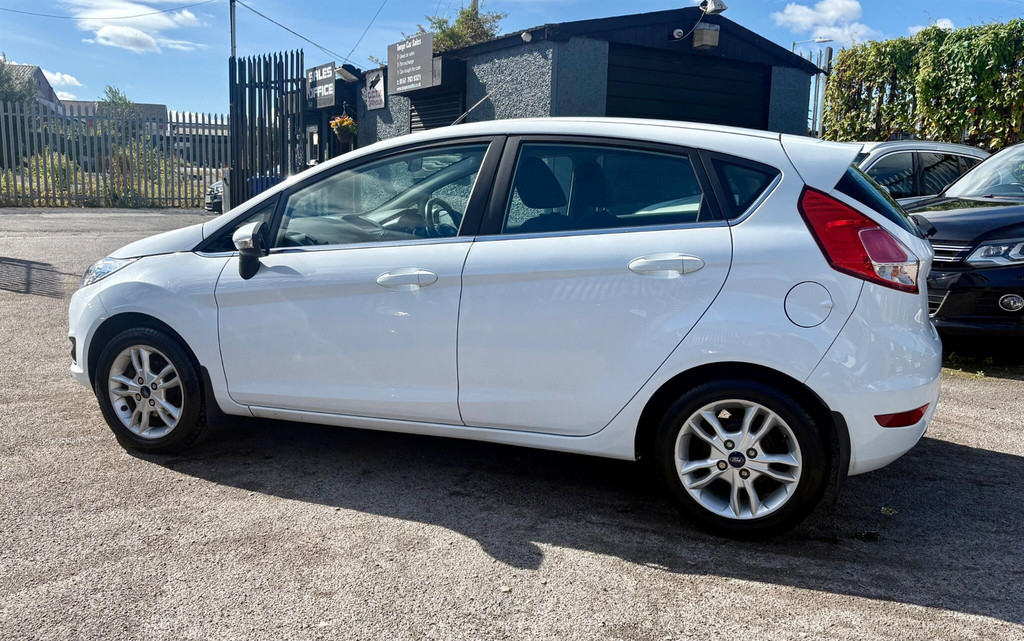 Ford Fiesta 1.0 Zetec Euro 5 Ss #6
