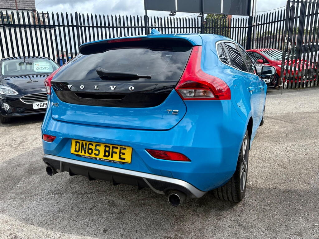 Volvo V40 2.0 T2 R-design Euro 6 Ss Blue #4