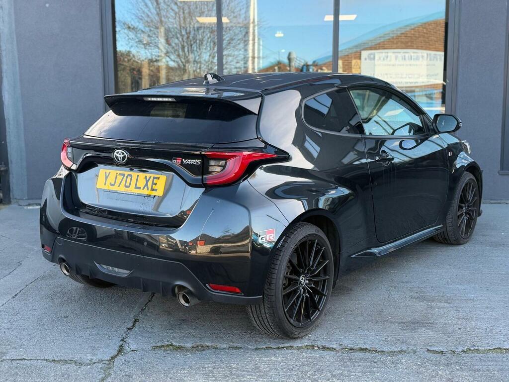 Toyota Yaris Gr Rs 1.5 120 Bhpjap Import Black #5