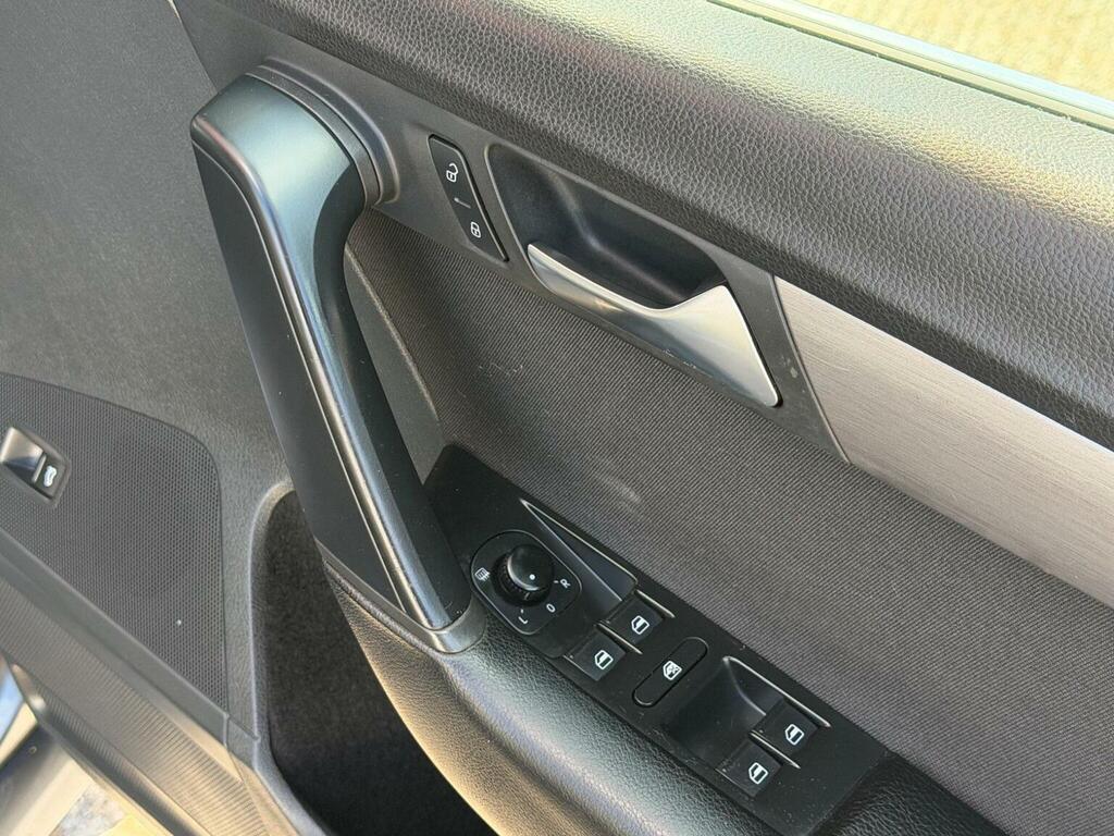 Volkswagen Passat  Brown #16