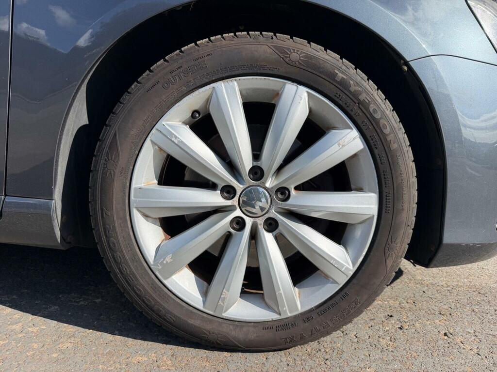 Volkswagen Passat  Brown #36