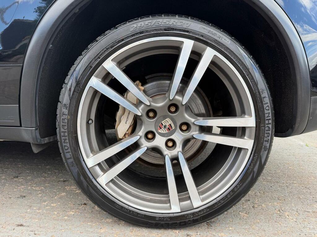 Porsche Cayenne D V8 S Tiptronic S Black #32