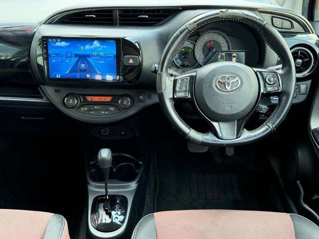 Toyota Yaris Icon Red #15