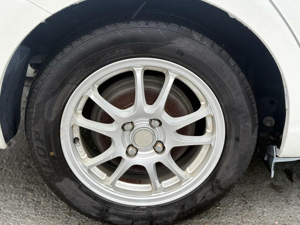 Toyota Corolla Rav4 Icon D-4d 4X2 White #41
