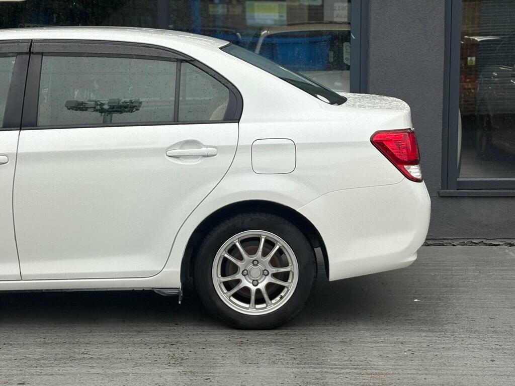 Toyota Corolla Rav4 Icon D-4d 4X2 White #7