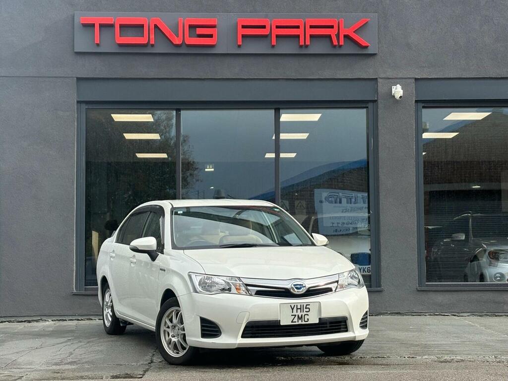 Toyota Corolla Axio Hybrid 1.5 Vvt-h Cvt White