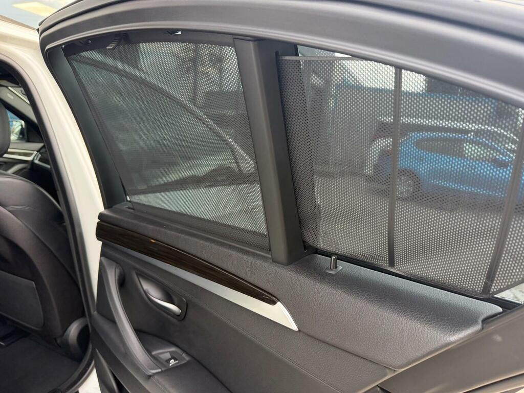 BMW 5 Series 520D Luxury Saloon Blue #38