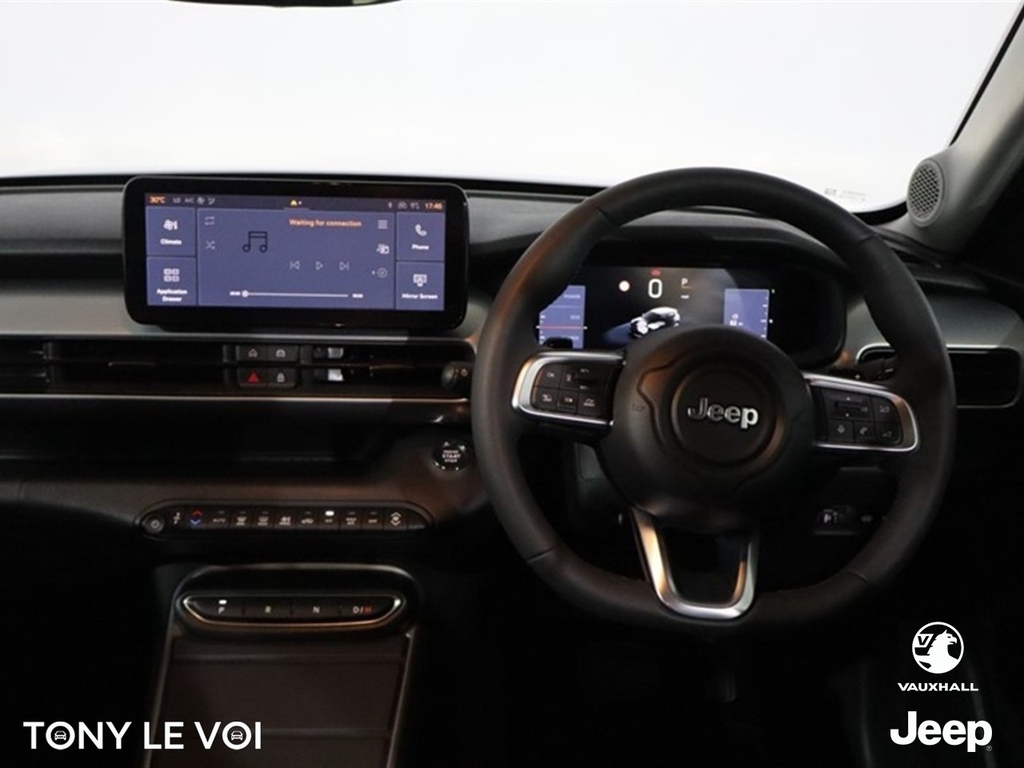 Jeep Avenger 1.2 E-hybrid Summit Dct Black #2