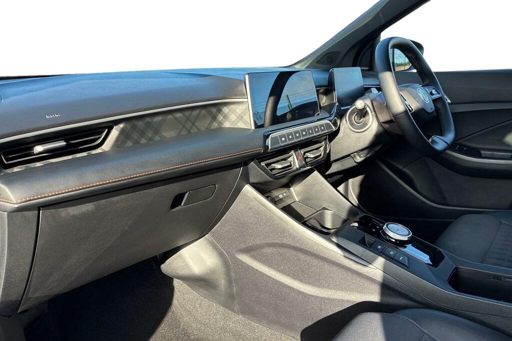 MG MG3 1.5 Hybrid Plus Trophy Hatchback Hybrid Silver #2