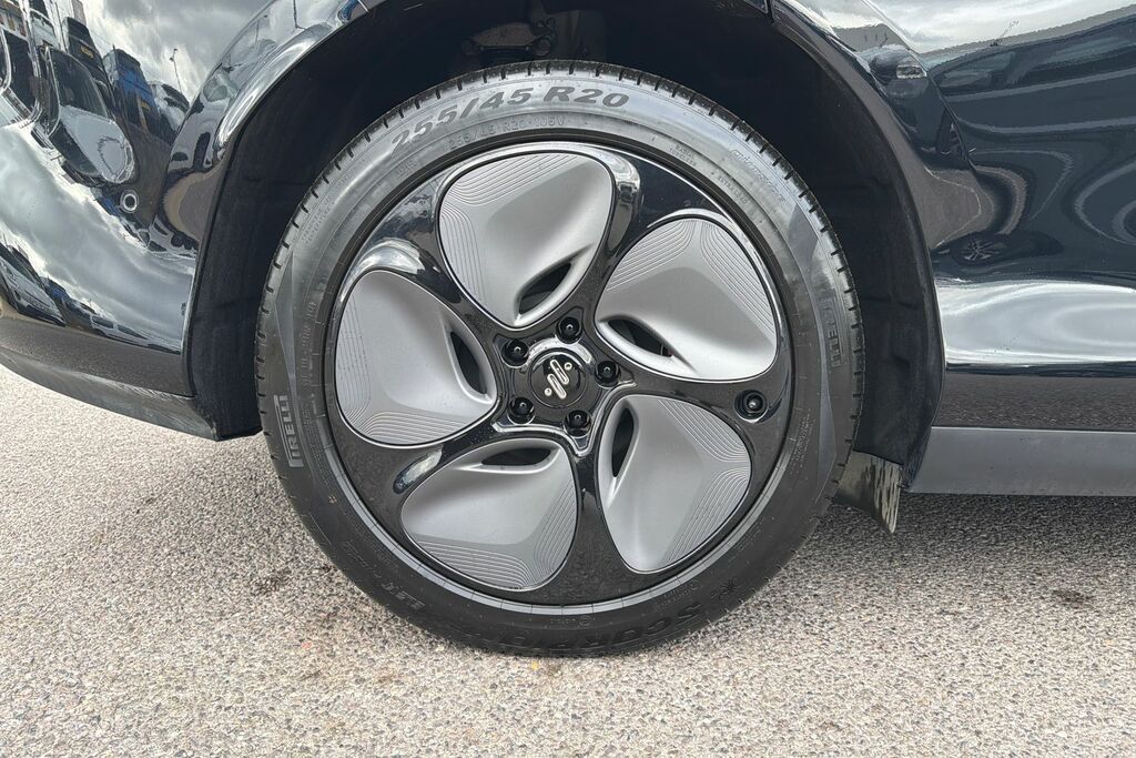 MG IM6 100Kwh Long Range Suv 407 Ps Black #5