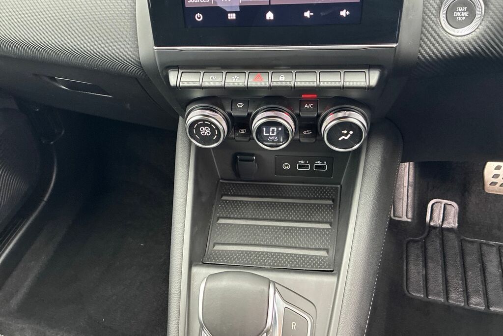 Renault Captur 1.6 E-tech Techno Suv Hybrid Euro White #18