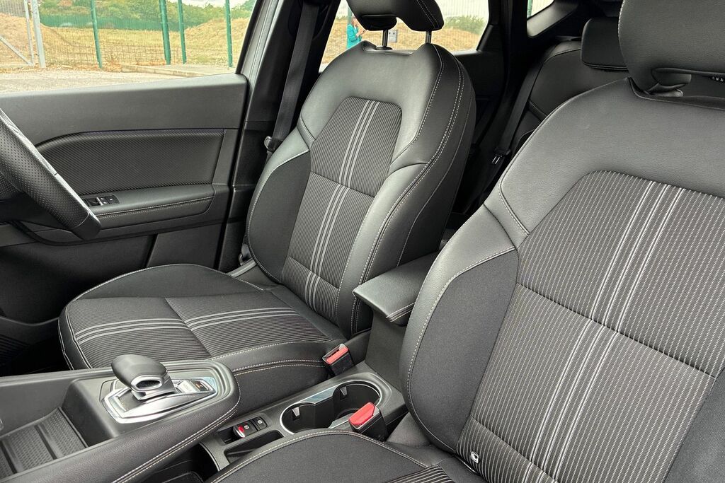 Renault Captur 1.6 E-tech Techno Suv Hybrid Euro White #14