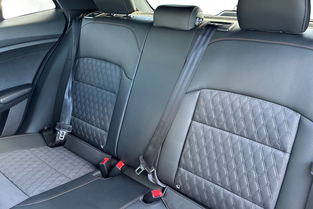 MG MG3 1.5 Hybrid Trophy Black #9