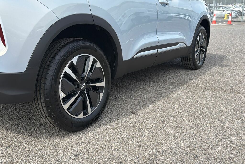 Chery Tiggo 4 1.5 Hybrid Summit Dht 2026 White #13
