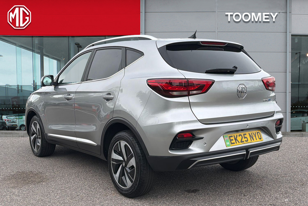 MG ZS 51.1Kwh Trophy Connect Suv 176 Silver #3
