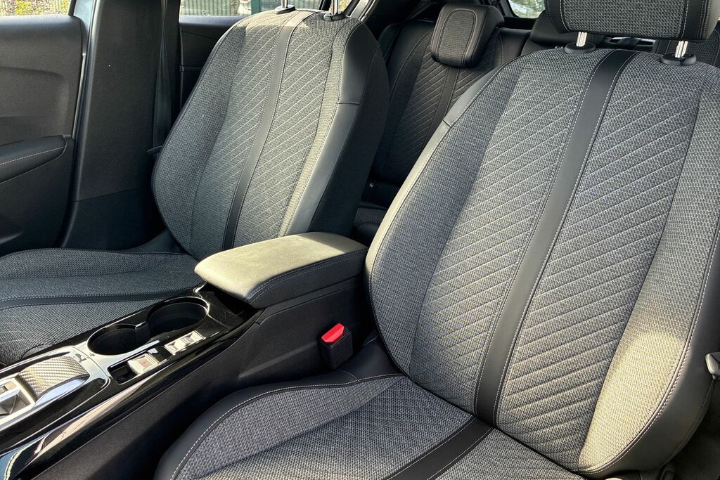 Peugeot e-208 Gt Grey #14