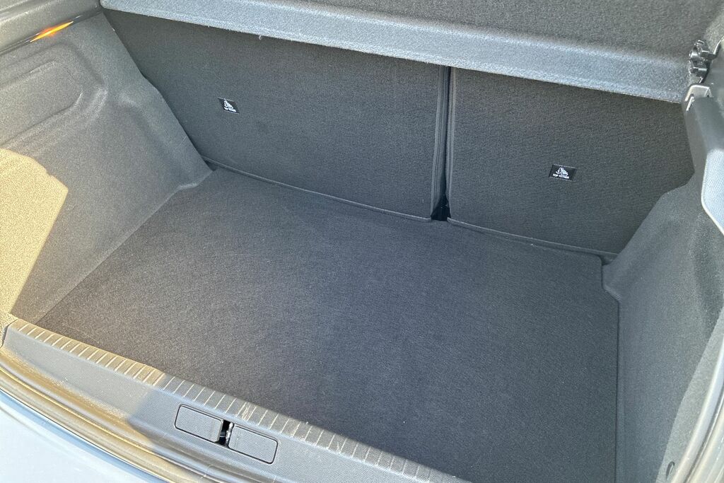 Peugeot e-208 Gt Grey #22