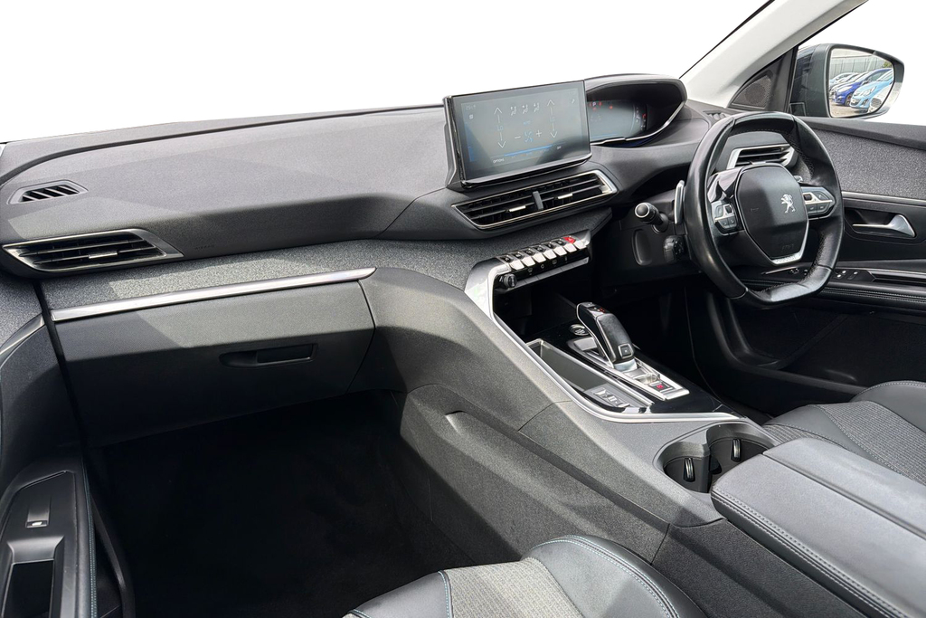 Peugeot 3008 1.5 Bluehdi Allure Premium Plus Suv Ea Black #2
