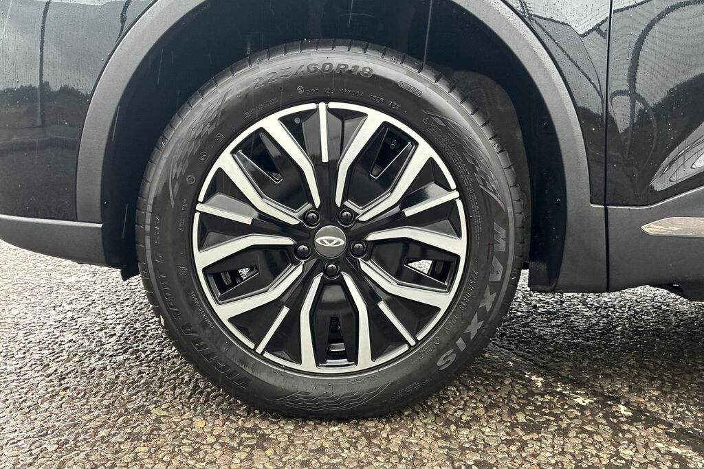 Chery Tiggo 7 1.5T 18.4Kwh Summit Suv Plug In Hybrid Black #5