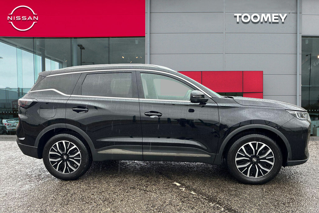 Chery Tiggo 7 1.5T 18.4Kwh Summit Suv Plug In Hybrid Black #4