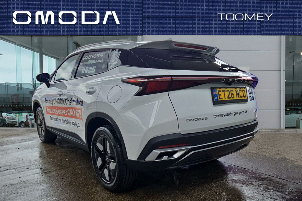 Omoda E5 1.5 T Shs H Noble Suv Hybrid Dht1 Euro White #3