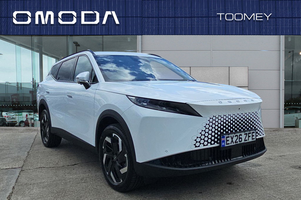 Omoda 7 1.5T Shs 18.4Kwh Knight Suv Plug In Hyb White