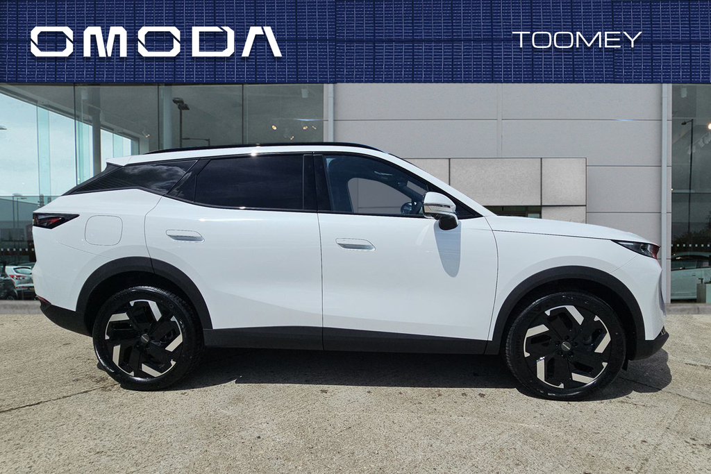 Omoda 7 1.5T Shs 18.4Kwh Knight Suv Plug In Hyb White #4
