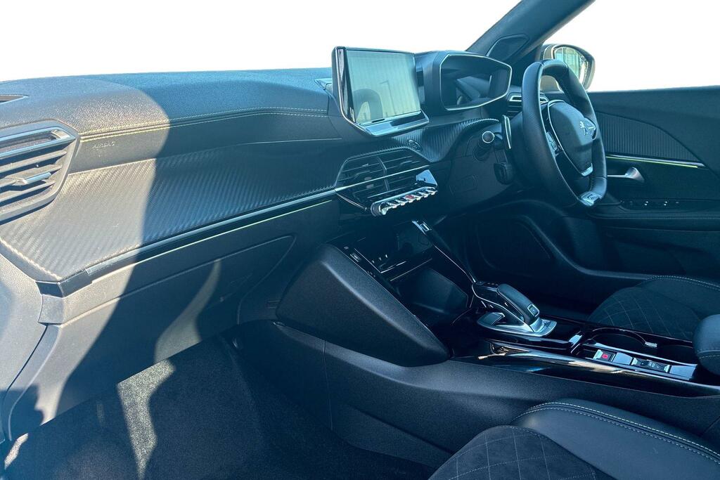 Peugeot 2008 Gt Orange #2