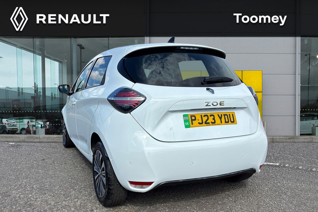 Renault Zoe R135 Ev50 52Kwh Techno Hatchback White #3