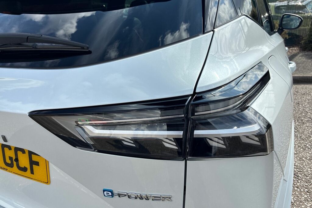 Nissan Qashqai Acenta Premium Grey #12