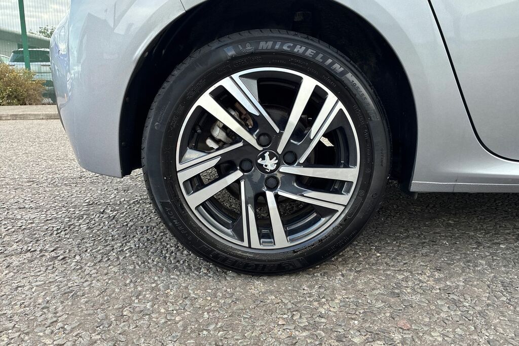 Peugeot 208 1.2 Puretech Active Premium Plus Hatchback Pe Grey #5