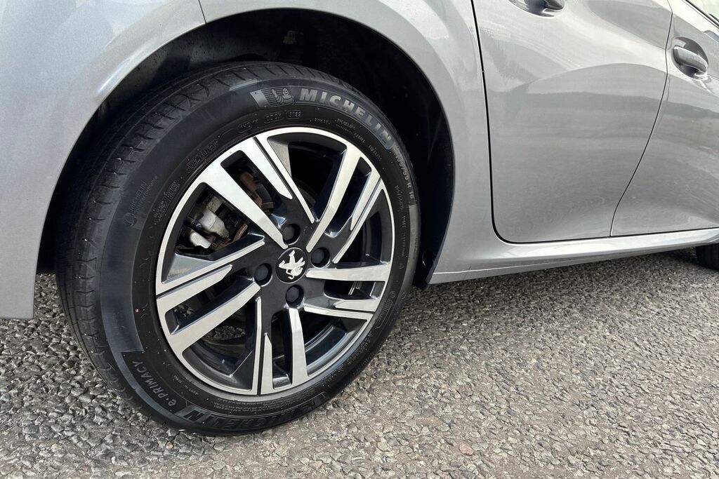 Peugeot 208 1.2 Puretech 100 Allure Grey #13