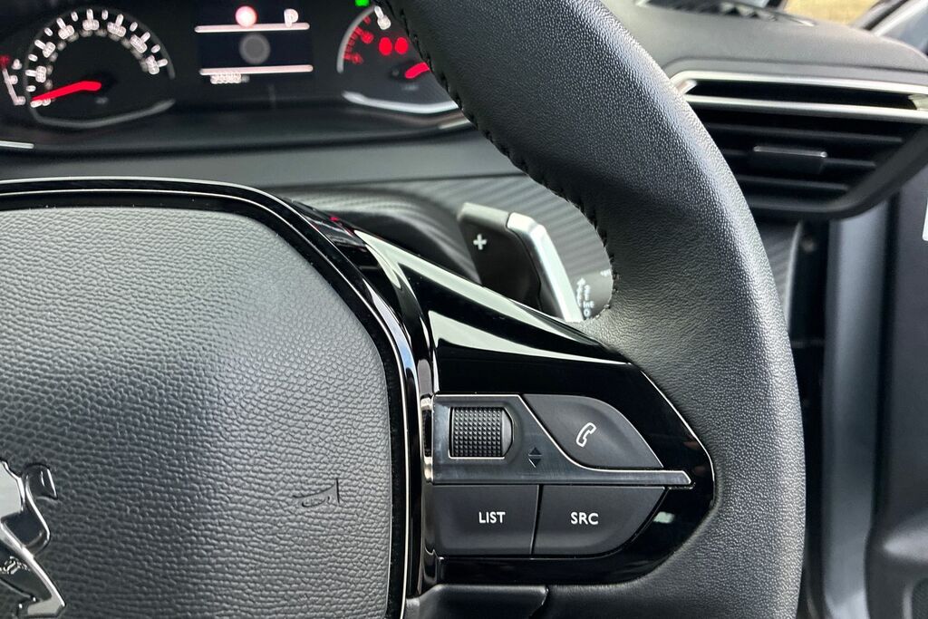 Peugeot 208 1.2 Puretech 100 Allure Grey #21