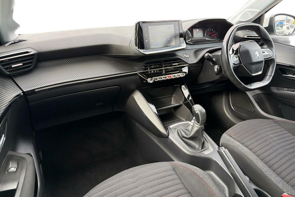 Peugeot 208 1.2 Puretech Active Hatchback Eu White #2