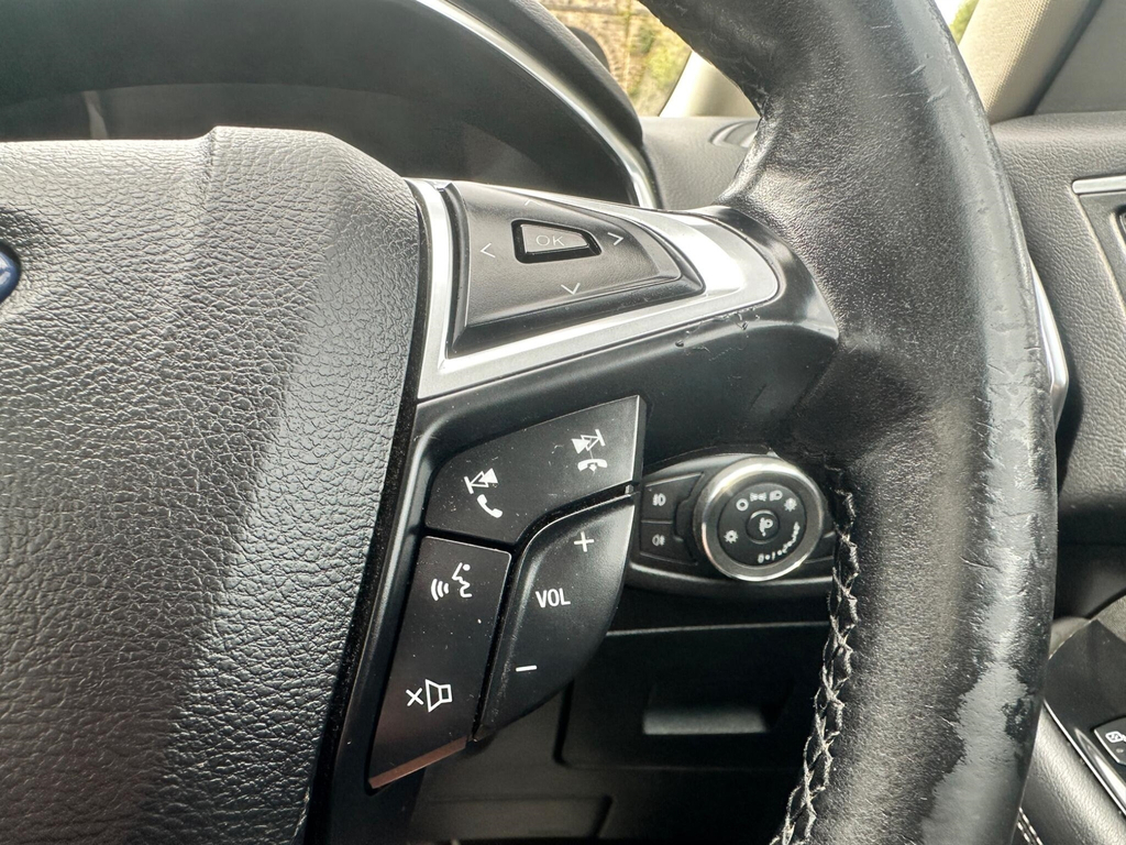 Ford S-Max S-max Titanium T Red #25